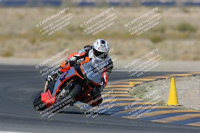 media/Apr-09-2023-SoCal Trackdays (Sun) [[333f347954]]/Turn 11 (10am)/